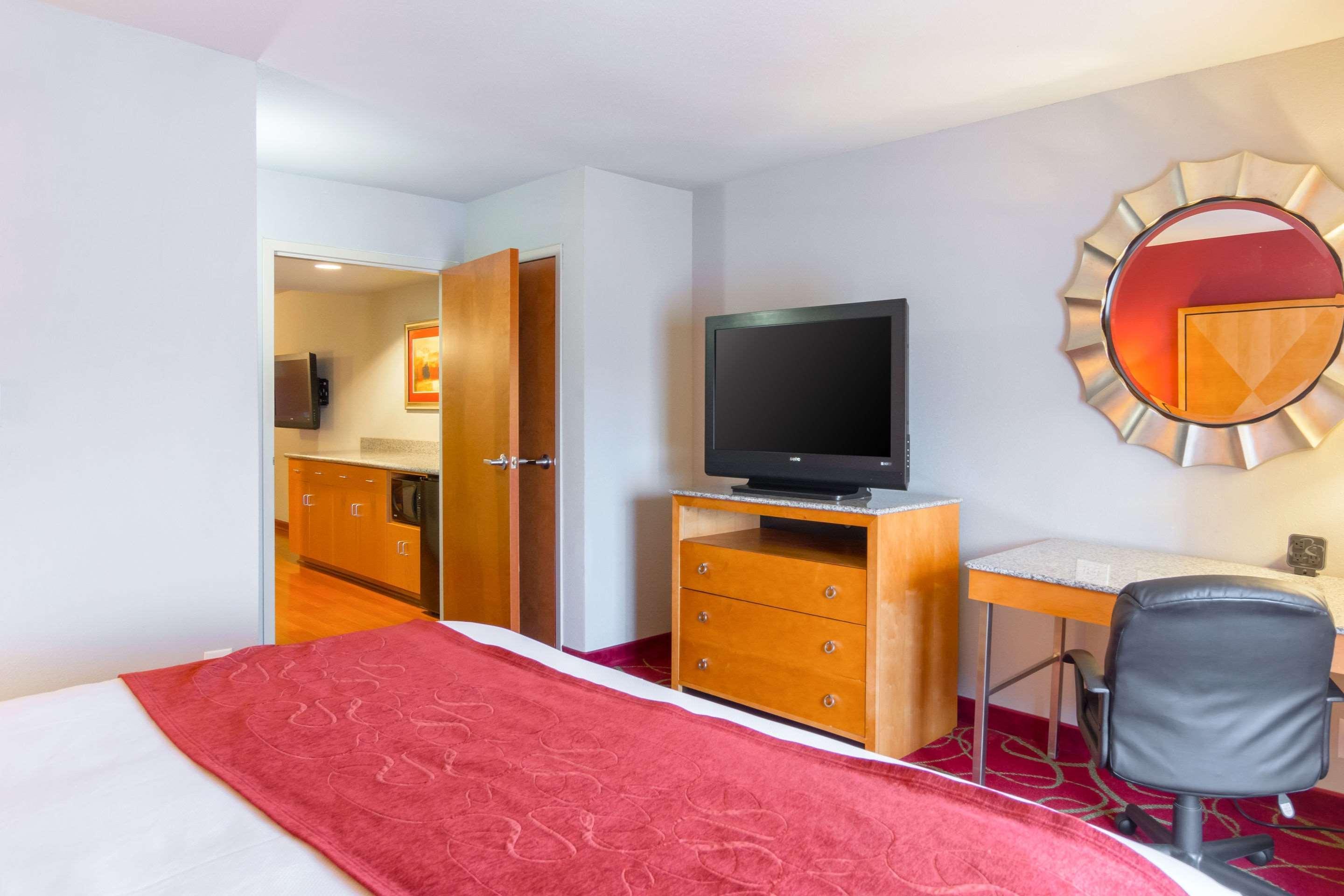 Comfort Suites At Virginia Center Commons Glen Allen Buitenkant foto
