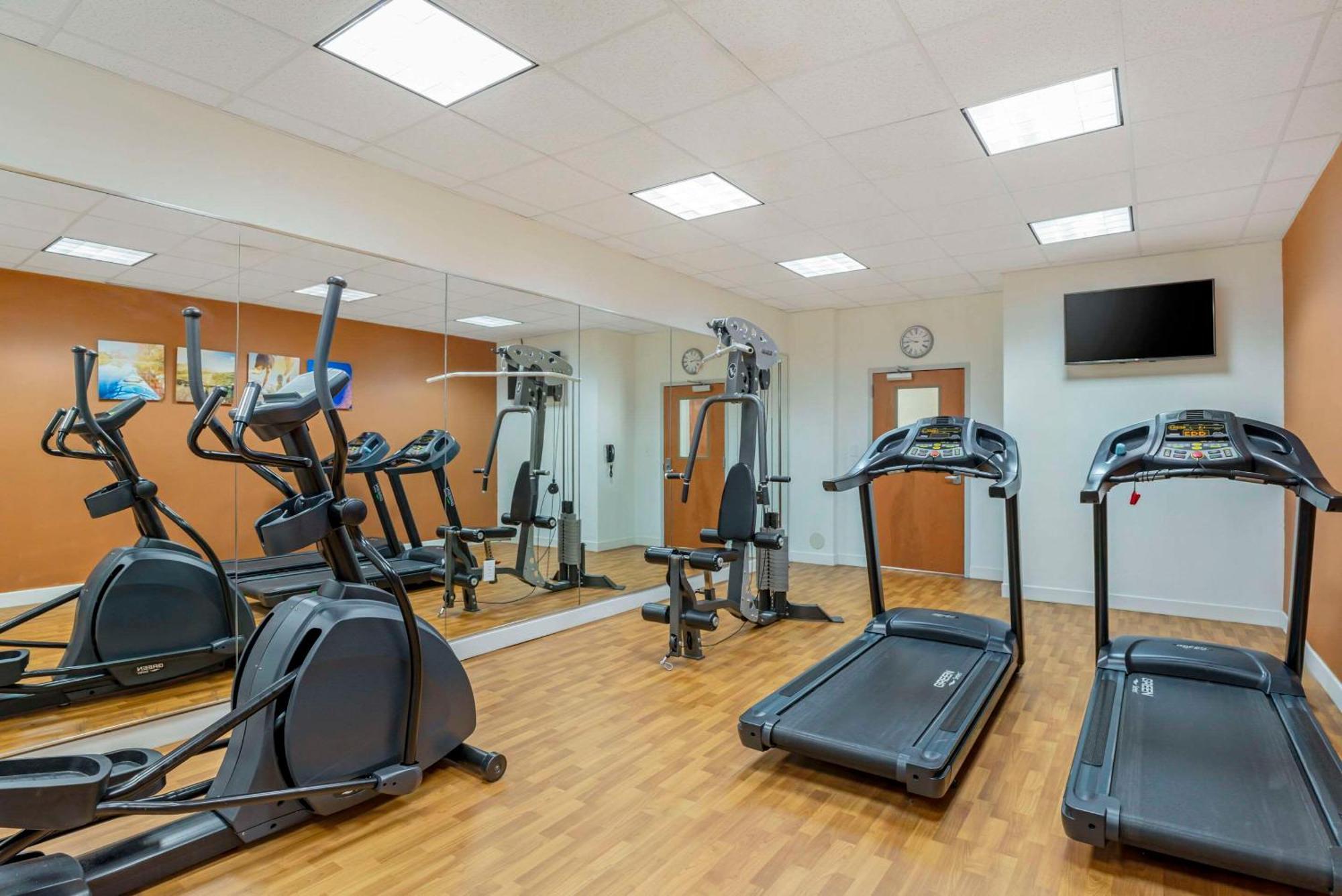 Comfort Suites At Virginia Center Commons Glen Allen Buitenkant foto