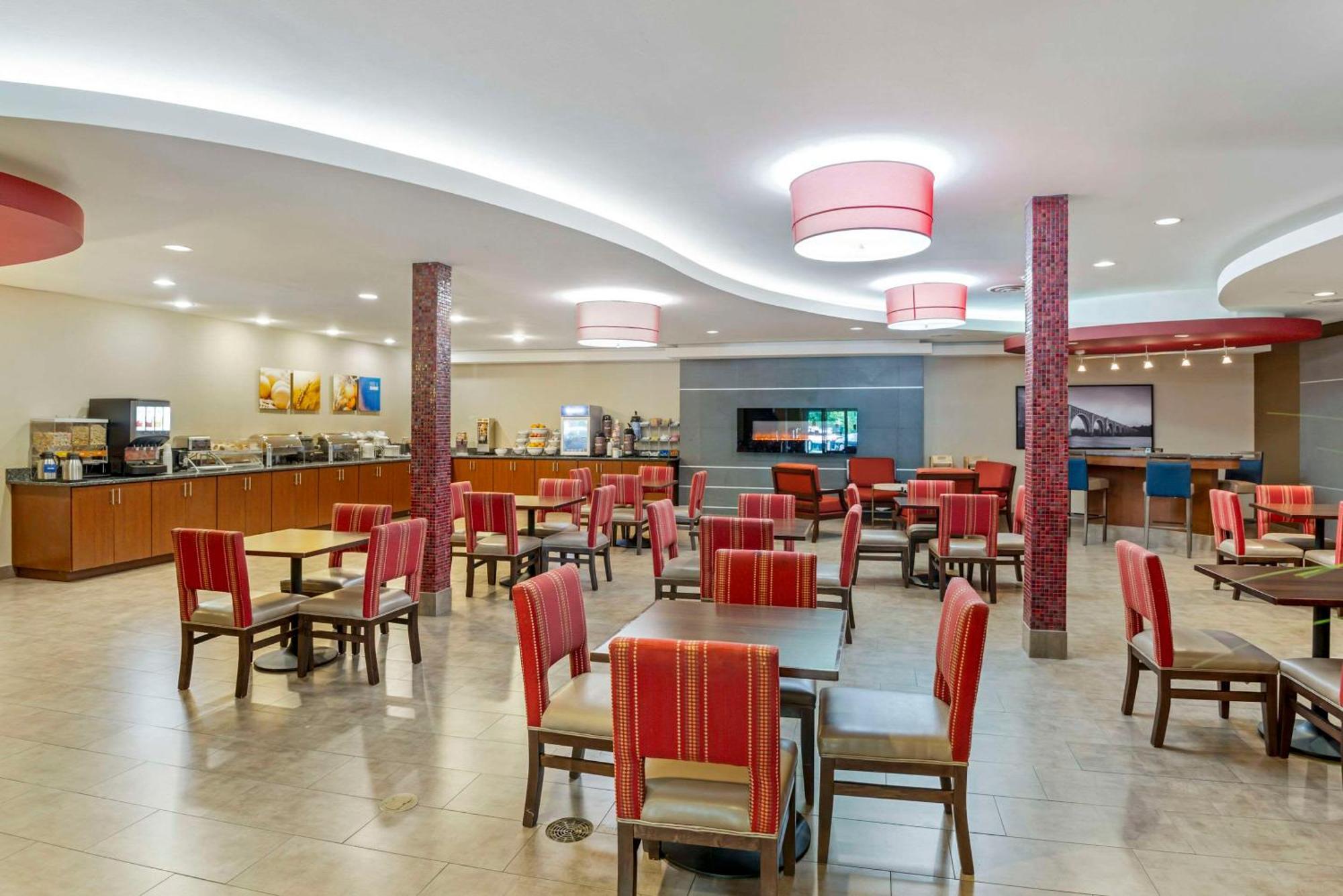Comfort Suites At Virginia Center Commons Glen Allen Buitenkant foto