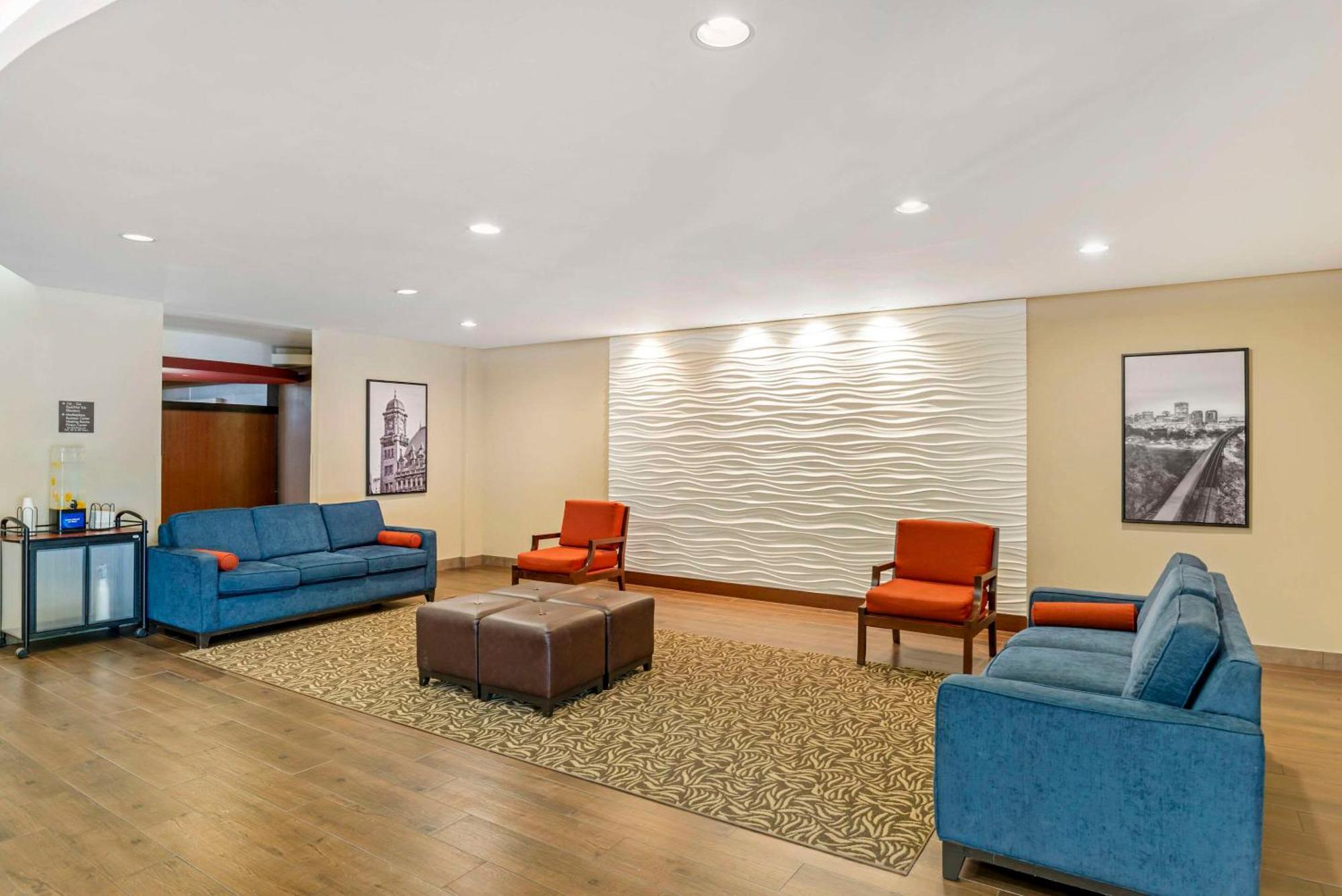 Comfort Suites At Virginia Center Commons Glen Allen Buitenkant foto